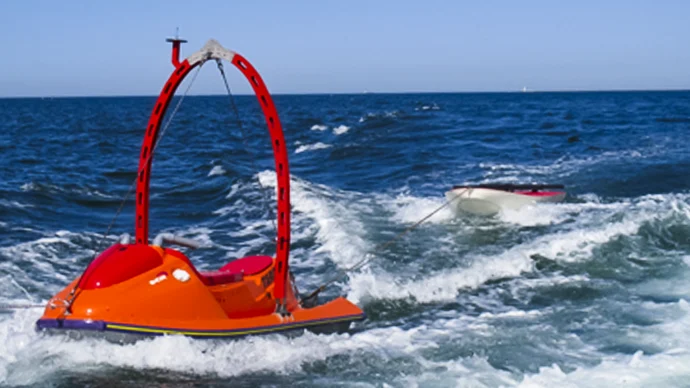 Target <strong>surface vehicle USV</strong>